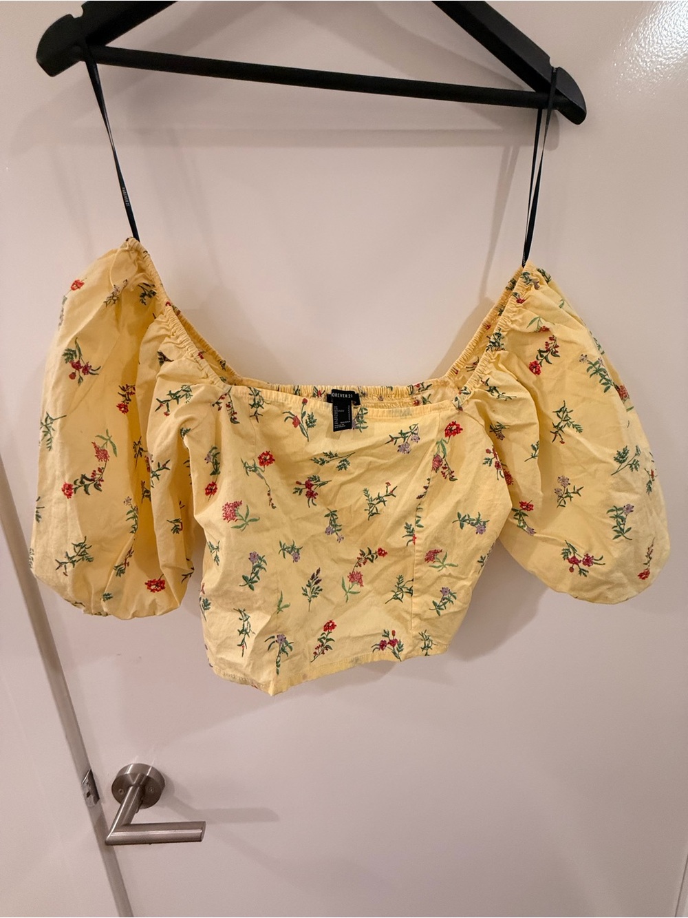 Forever 21 Yellow Floral Puff-Sleeve Crop Top